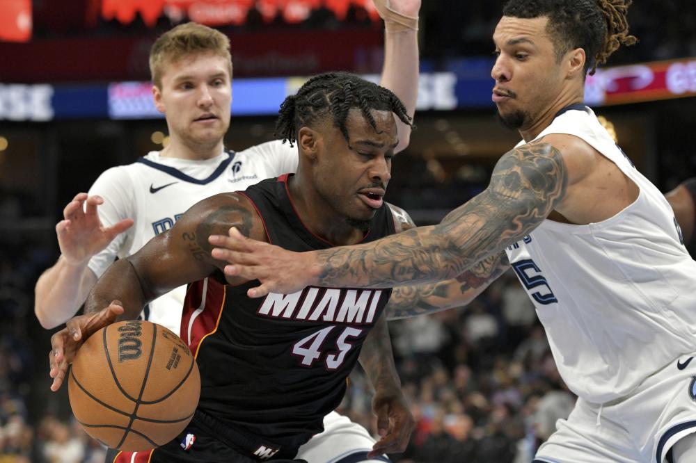 在紧张激烈 在紧张激烈